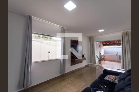 Casa para alugar com 2 quartos, 140m² em Petrópolis, Betim