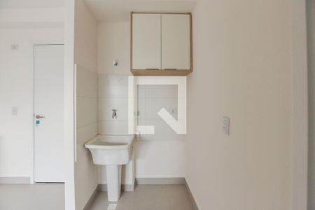 Lavanderia de apartamento para alugar com 1 quarto, 30m² em Quitaúna, Osasco