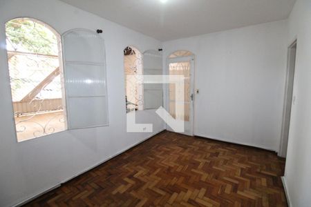 Casa para alugar com 3 quartos, 180m² em Jardim Satélite, São José dos Campos