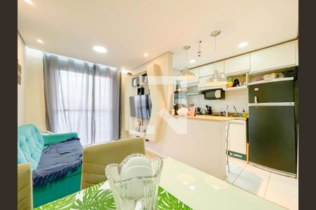 Sala de apartamento para alugar com 2 quartos, 49m² em Padroeira, Osasco
