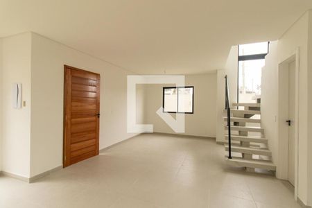 Sala/Cozinha de casa de condomínio para alugar com 3 quartos, 140m² em Santa Quiteria, Curitiba