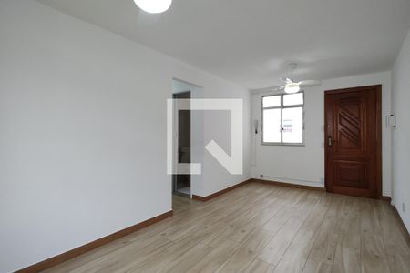 Sala de apartamento para alugar com 2 quartos, 50m² em Taquara, Rio de Janeiro