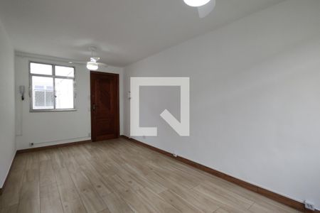 Sala de apartamento para alugar com 2 quartos, 50m² em Taquara, Rio de Janeiro