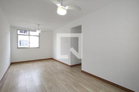 Sala de apartamento para alugar com 2 quartos, 50m² em Taquara, Rio de Janeiro