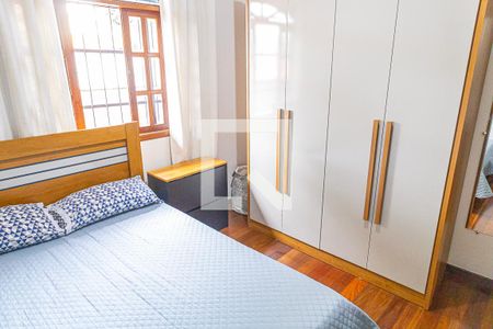 Quarto 2 de casa à venda com 4 quartos, 229m² em Céu Azul, Belo Horizonte