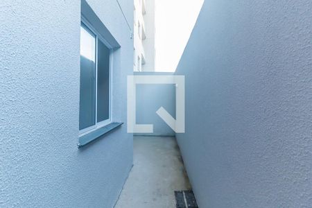 Área Privativa de apartamento para alugar com 2 quartos, 61m² em Jardim Santo Antonio, Poá