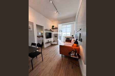Sala de apartamento para alugar com 2 quartos, 45m² em Copacabana, Rio de Janeiro