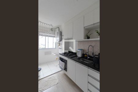Sala/Cozinha/Área de Serviço  de apartamento para alugar com 2 quartos, 35m² em Vila Ré, São Paulo