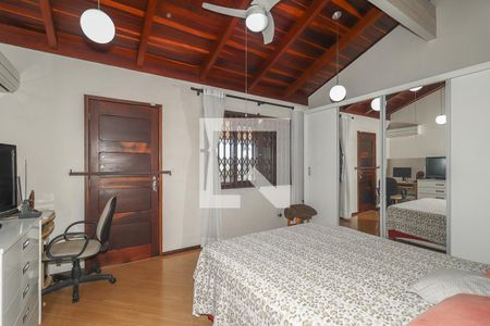 Quarto Suíte de casa à venda com 3 quartos, 200m² em Jardim Sabará, Porto Alegre