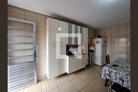 Cozinha de casa à venda com 2 quartos, 144m² em Santo Antônio, Osasco