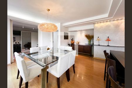 Sala de apartamento à venda com 3 quartos, 171m² em Sion, Belo Horizonte