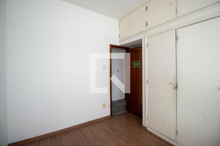 Quarto 2 de casa à venda com 3 quartos, 100m² em Vila Kosmos, Rio de Janeiro