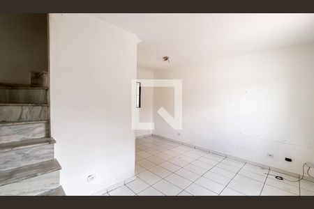 Sala de casa para alugar com 3 quartos, 80m² em Jardim Fernandes, São Paulo