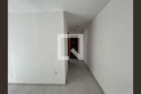 Banheiro Corredor de apartamento para alugar com 2 quartos, 55m² em Del Castilho, Rio de Janeiro