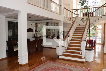 Casa de Condomínio para alugar com 8 quartos, 780m² em Jardim Sao Paulo Ii, Cotia