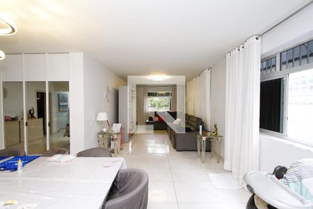 Sala 2 de apartamento à venda com 4 quartos, 248m² em Cidade Jardim, Belo Horizonte