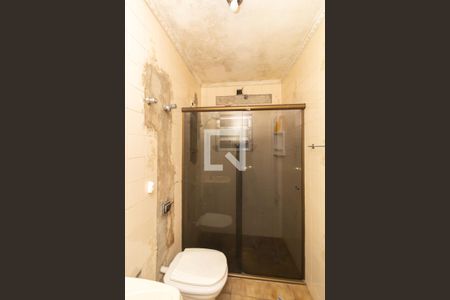 Banheiro de casa para alugar com 2 quartos, 43m² em Jardim Adelaide, São Paulo