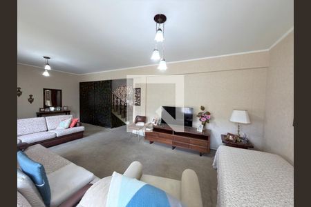 Casa à venda com 4 quartos, 297m² em Vila Prudente, São Paulo