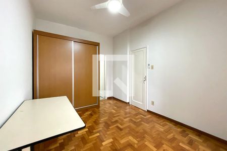 Suite de apartamento para alugar com 2 quartos, 60m² em Funcionários, Belo Horizonte