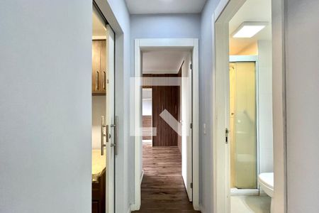 Corredor de apartamento para alugar com 2 quartos, 55m² em Vila Santa Catarina, São Paulo
