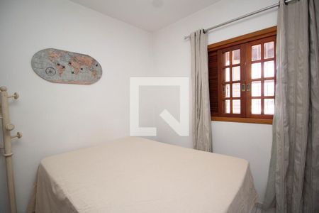 Quarto 2 de casa para alugar com 2 quartos, 295m² em Vila Iorio, São Paulo