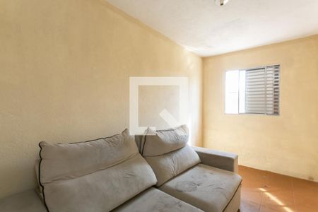 Quarto 2 de casa para alugar com 2 quartos, 65m² em Vila Regina, São Paulo