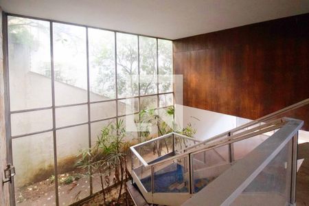 Casa à venda com 4 quartos, 489m² em Alto de Pinheiros, São Paulo