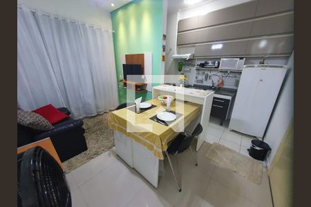 Sala de jantar de apartamento para alugar com 1 quarto, 34m² em Canhema, Diadema