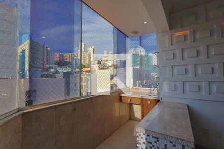 Apartamento à venda com 3 quartos, 119m² em Grajaú, Belo Horizonte