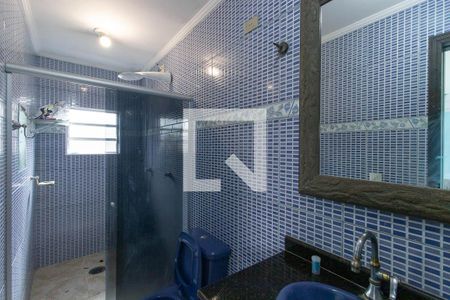 Banheiro 1 de casa à venda com 6 quartos, 270m² em Vila Nova Galvão, São Paulo