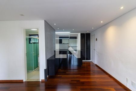 Sala de apartamento para alugar com 2 quartos, 67m² em Jardim Umuarama, São Paulo