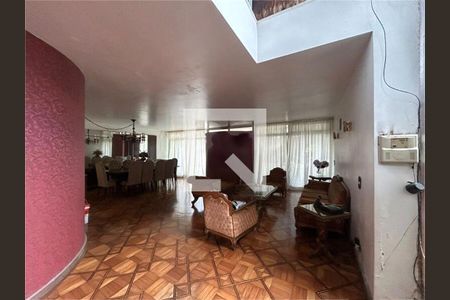 Casa à venda com 4 quartos, 487m² em Planalto Paulista, São Paulo