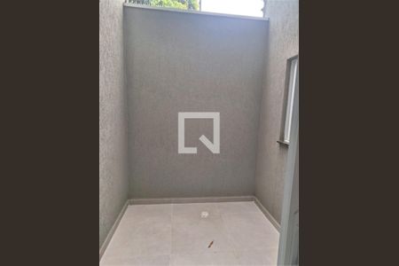 Apartamento à venda com 2 quartos, 32m² em Vila Santa Teresa, São Paulo