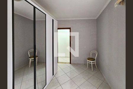 Apartamento para alugar com 3 quartos, 60m² em Jardim Santo Antônio, Santo André