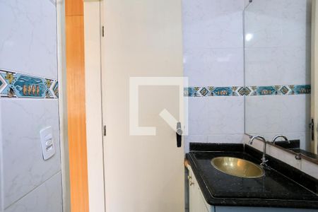 Banheiro da Suíte de apartamento para alugar com 2 quartos, 60m² em Horto, Belo Horizonte