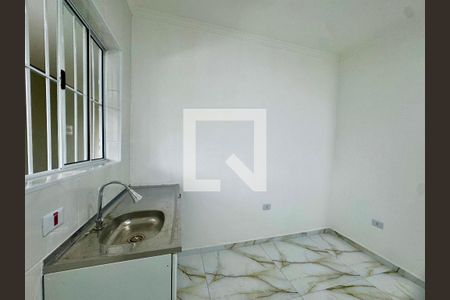 Cozinha de kitnet/studio para alugar com 1 quarto, 18m² em Jardim Rosa de Franca, Guarulhos