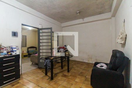 Sala de casa para alugar com 6 quartos, 120m² em Conjunto Habitacional Aguia de Haia, São Paulo