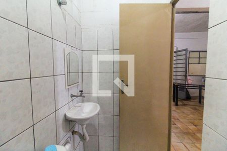 Banheiro de casa para alugar com 6 quartos, 120m² em Conjunto Habitacional Aguia de Haia, São Paulo