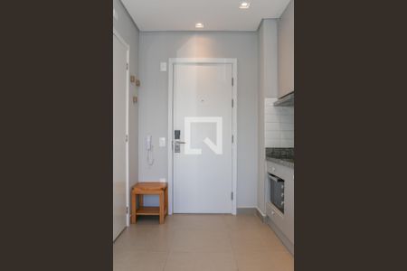 Entrada de kitnet/studio para alugar com 1 quarto, 30m² em Barra Funda, São Paulo