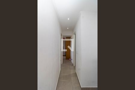 Corredor - Quartos de apartamento para alugar com 2 quartos, 46m² em Vila Mazzei, São Paulo