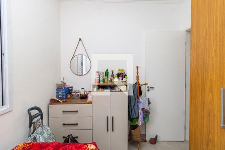 Quarto 1 de apartamento para alugar com 2 quartos, 46m² em Vila Mazzei, São Paulo