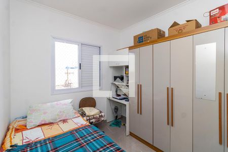 Quarto 2 de apartamento para alugar com 2 quartos, 46m² em Vila Mazzei, São Paulo
