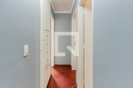 Corredor de apartamento para alugar com 2 quartos, 59m² em Caxingui, São Paulo