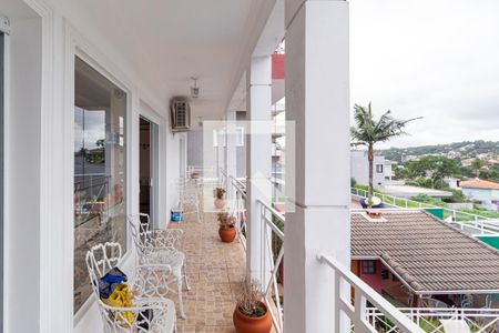 Sacada de casa de condomínio para alugar com 3 quartos, 617m² em Golf Gardens, Carapicuíba