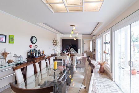 Sala de casa de condomínio para alugar com 3 quartos, 617m² em Golf Gardens, Carapicuíba