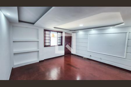 Sala de casa de condomínio para alugar com 3 quartos, 80m² em Irajá, Rio de Janeiro