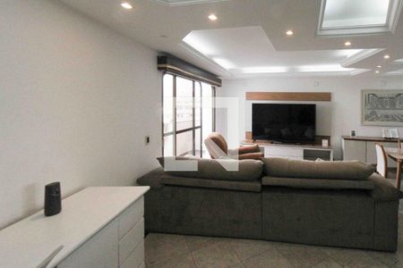 Apartamento para alugar com 3 quartos, 131m² em Jardim Avelino, São Paulo