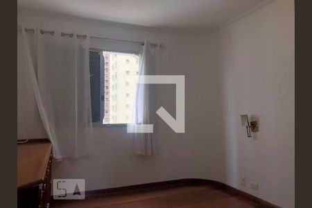 Quarto de apartamento para alugar com 3 quartos, 130m² em Sumaré, São Paulo