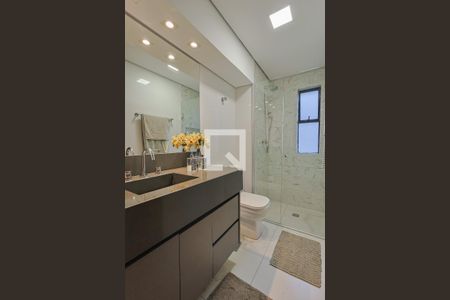 Banheiro de apartamento à venda com 4 quartos, 130m² em Gutierrez, Belo Horizonte