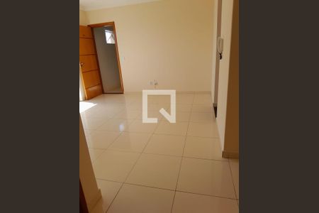 Apartamento para alugar com 2 quartos, 54m² em Santa Mônica, Uberlândia